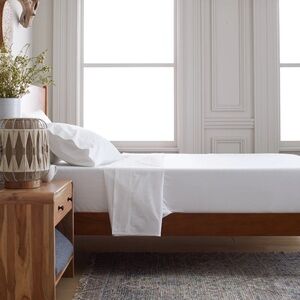 QUINCE Organic Brushed Cotton Fitted Sheet Queen White 6325